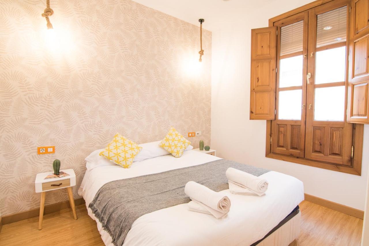 Tuguest Navas Apartment Granada Kültér fotó